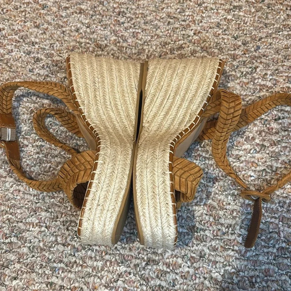 ‼️VERONICA BEARD shoes‼️ - Picture 6 of 7